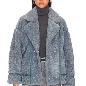 LAMARQUE 
Badu Jacket in Dusty Blue